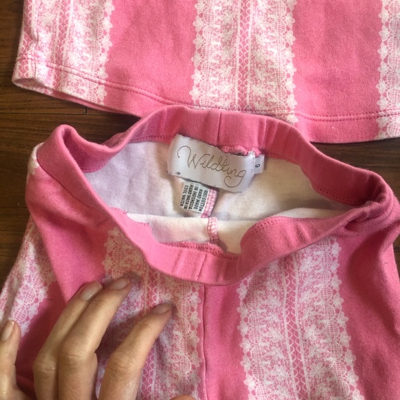 Wilding pajamas - Picture 2 of 2